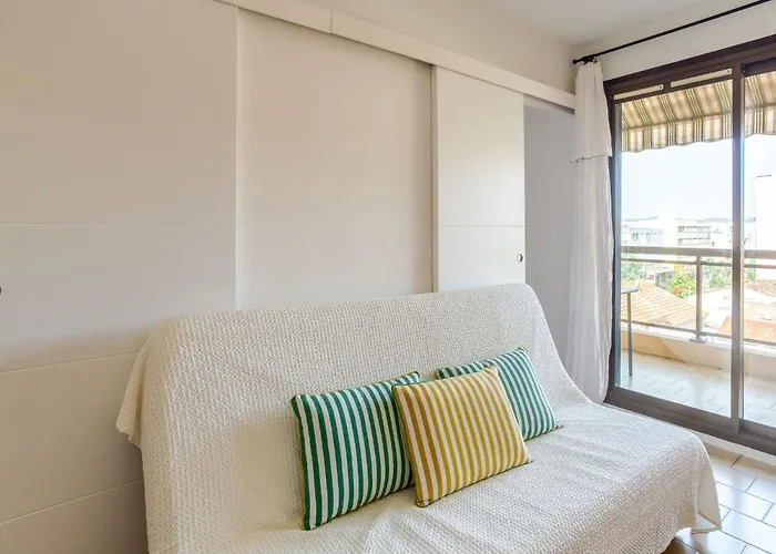 Saint James-13 By Interhome Daire