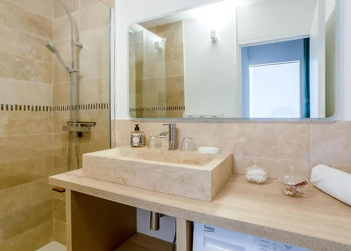 Saint James-13 By Interhome Le Lavandou