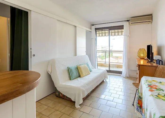 Saint James-13 By Interhome Le Lavandou