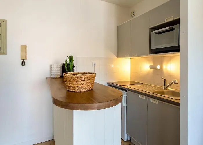 Saint James-13 By Interhome