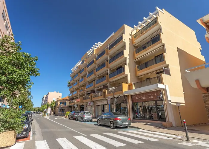 Saint James-13 By Interhome Appartamento Le Lavandou